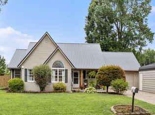 265 Barbour Dr, Aberdeen, OH 45101