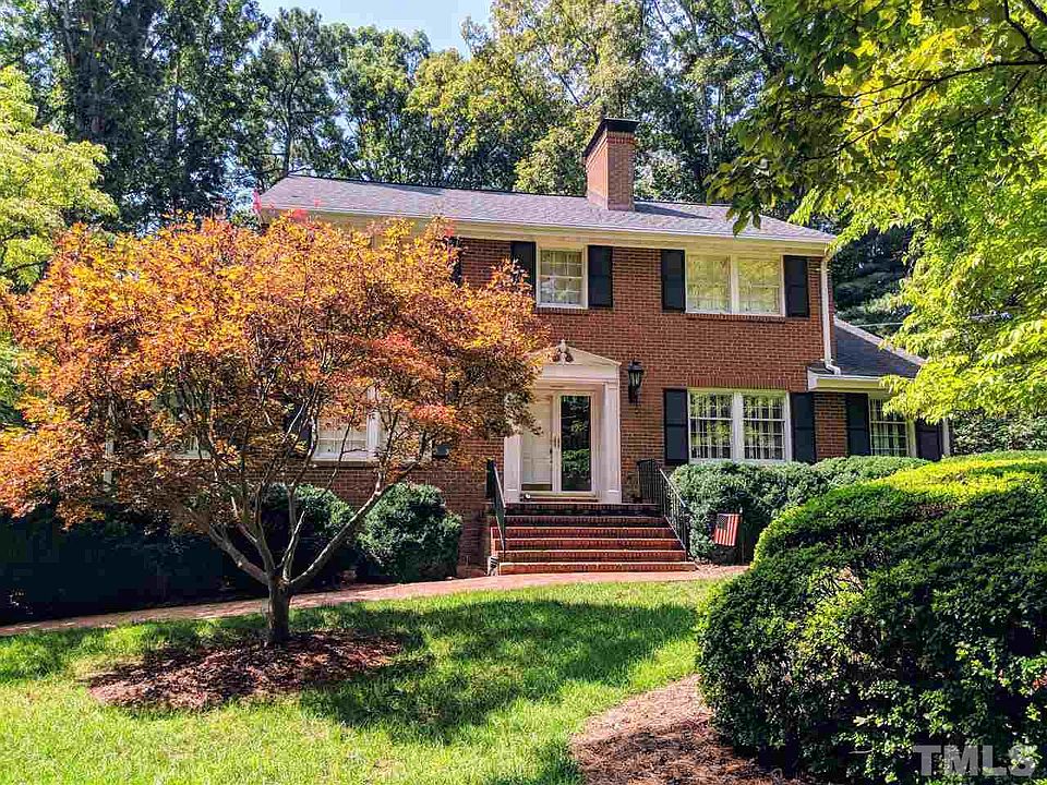 2nd image of 224 Briarcliff Ln