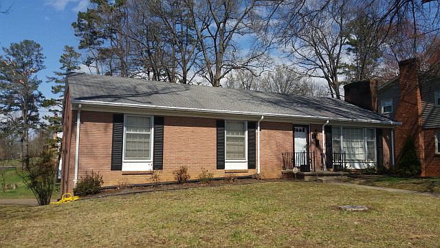 1st image of 103 Tamworth Pl