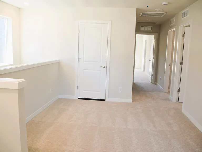 5381 Century Pl NE — Photo 18