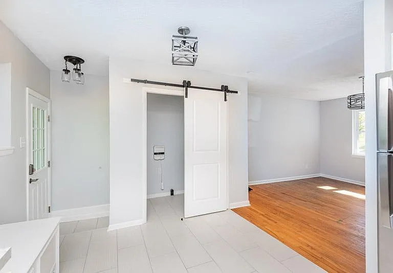 9102 Maiden Ct — Photo 12