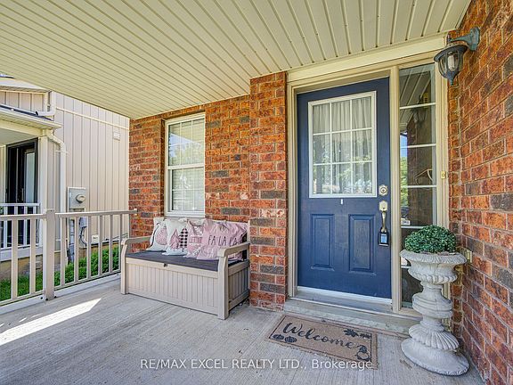 3rd image of 43 Beaumaris Cres