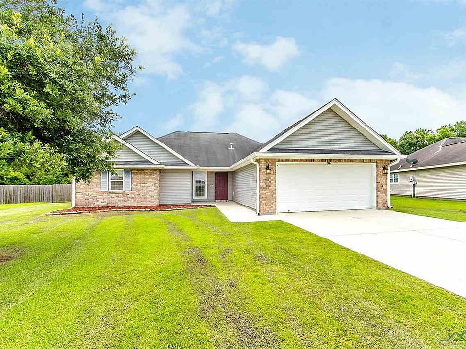 1st image of 388 Baptiste Cir