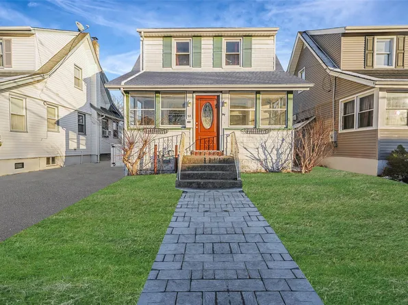 92 Lawson Avenue, East Rockaway, NY 11518