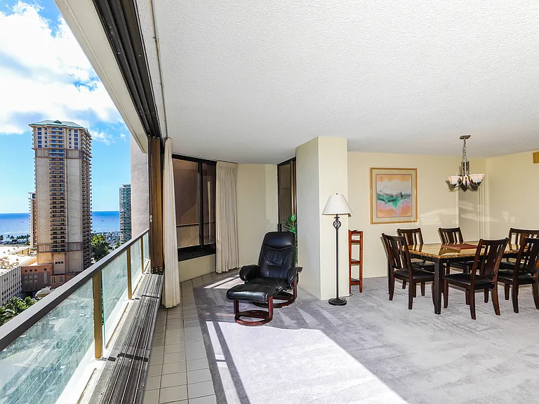 1910 Ala Moana Blvd #21B — Photo 8