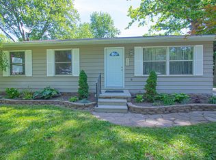 3111 Viking Rd, Lansing, MI 48911