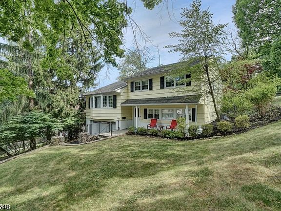 2nd image of 50 Hoover Ave