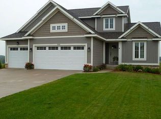 7787 Copper Corner Dr SE, Caledonia, MI 49316