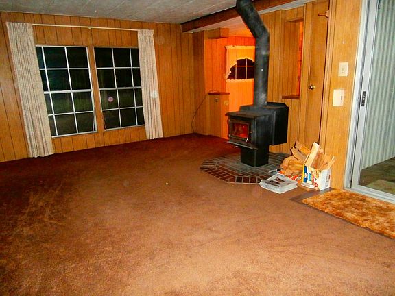 3rd image of 18700 Porterfield Ln