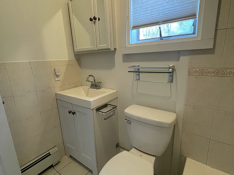 125 Halesite Dr — Photo 7