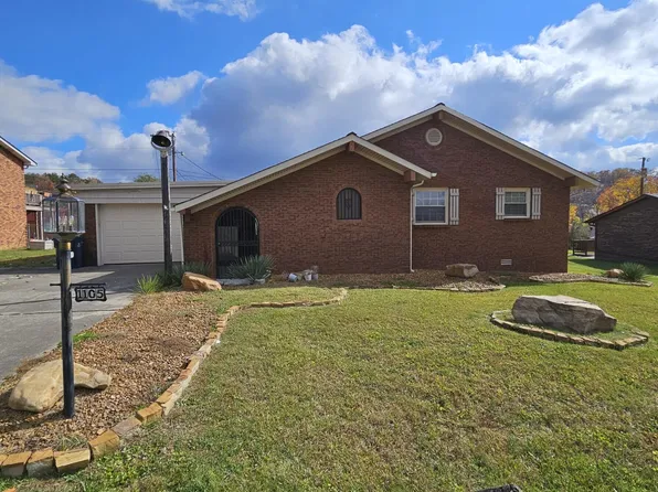 1105 Lark Ln, Corbin, KY 40701