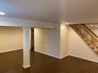 5 Mack Ave, Hicksville, NY 11801