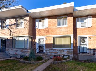 8334 S Ingleside Ave, Chicago, IL 60619