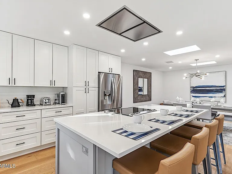 10434 N 82nd Pl — Photo 7