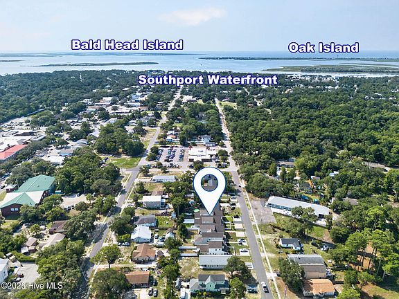 4th image of 1018 N Caswell Avenue