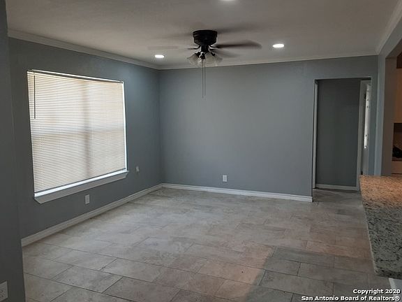5th image of 5122 Carelin Dr