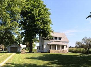 5458 E Parkwood Ln, Olney, IL 62450