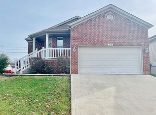200 Clover Valley Dr, Lexington, KY