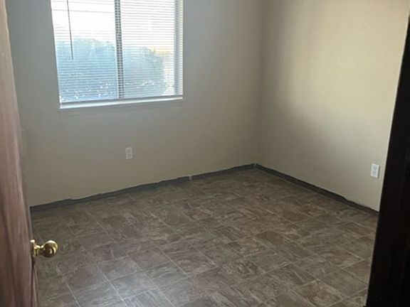 5th image of 535 N McComas St #103