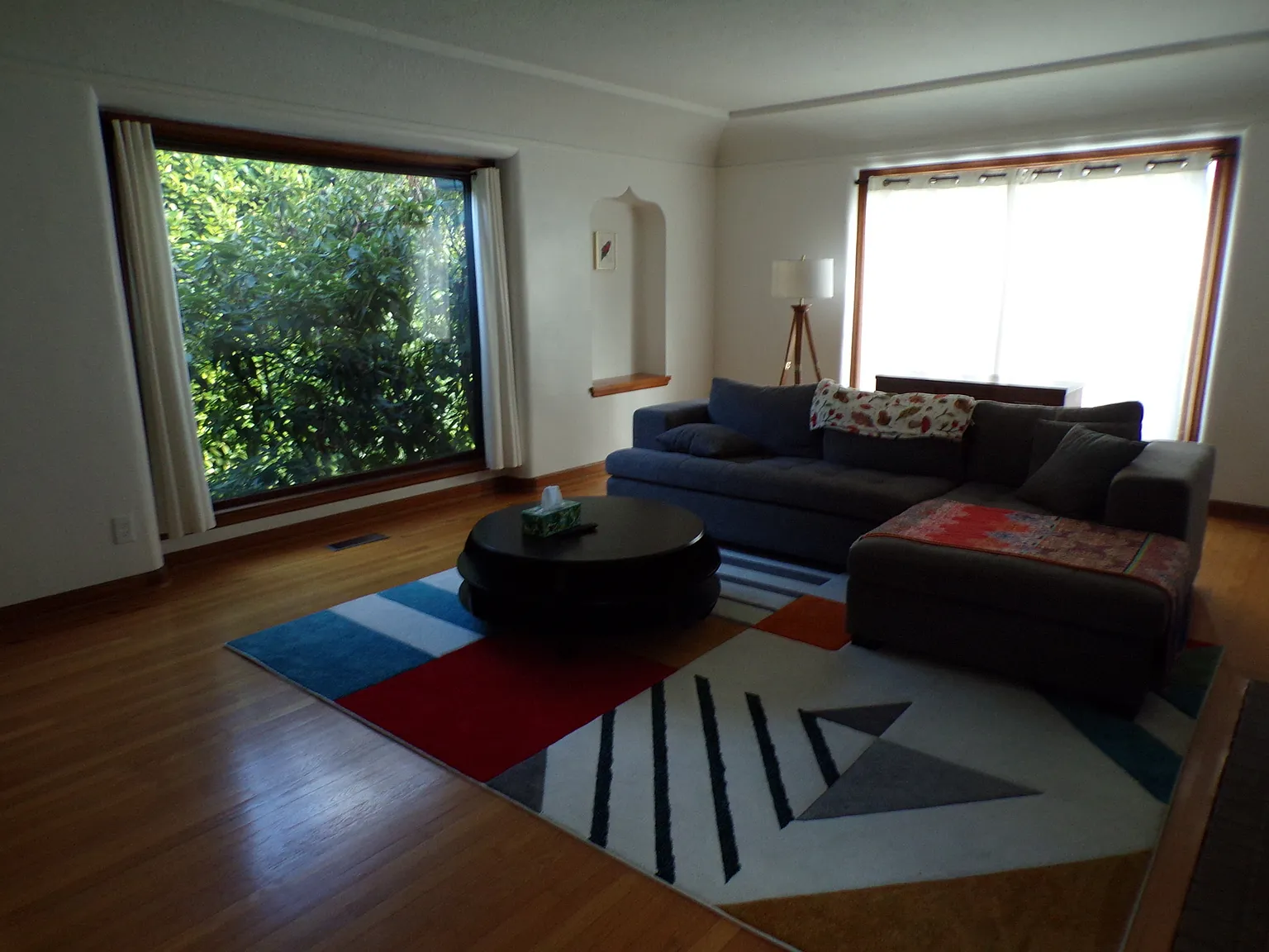 Finj01: 4621 Ne Royal Court - 1 — Photo 3