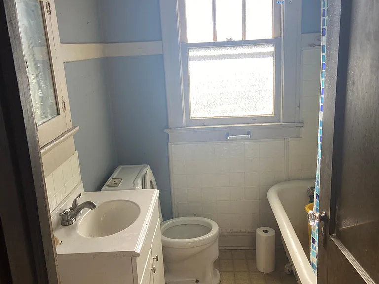 1305 E Riverside Dr #1305 — Photo 7