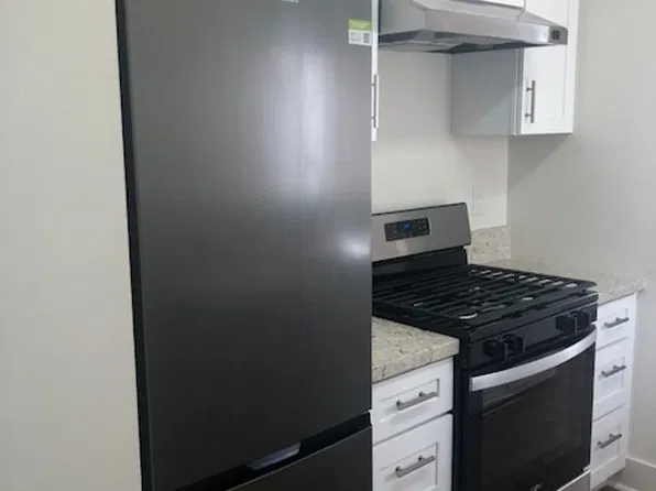 LJ Enterprises - Loma, 241 Loma Ave APT A, Long Beach, CA 90803