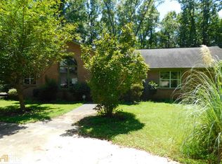 1031 Stephenson Rd, Stone Mountain, GA 30087