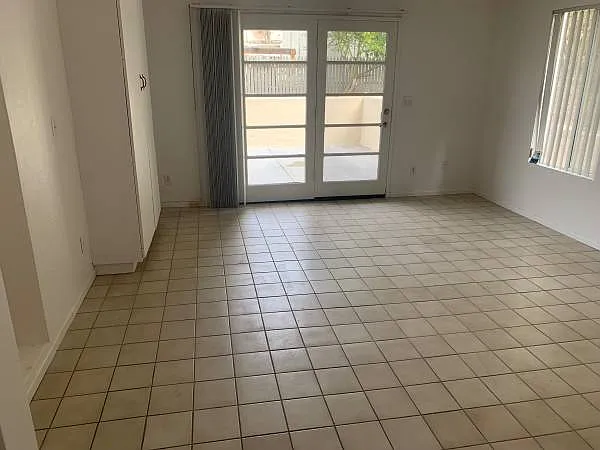 856 Valley Ave — Photo 12