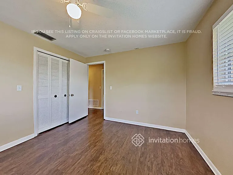 11577 Pine St — Photo 15