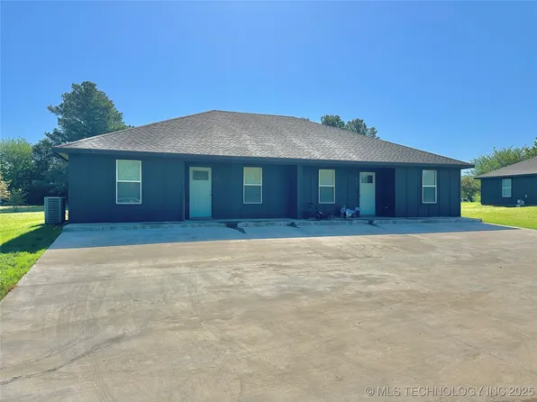 461 E 2nd St, Durant, OK 74701