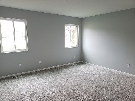 5th image of 364 Deepwood Dr