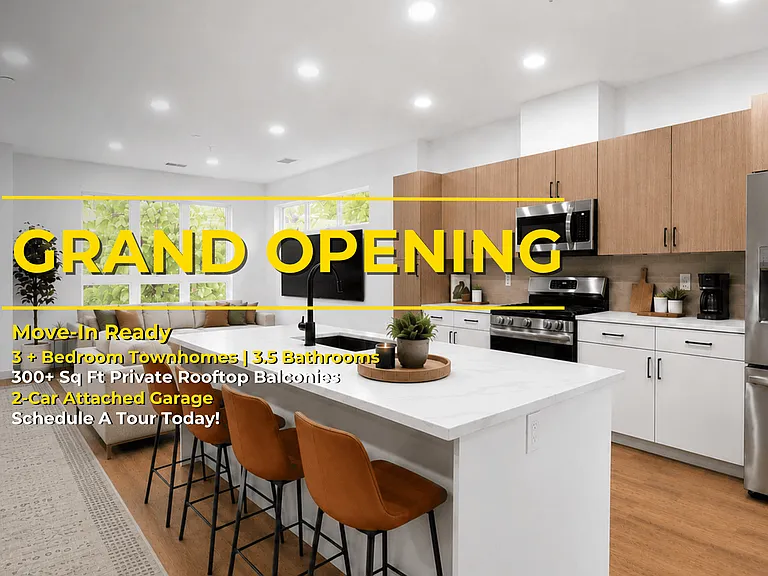 University Hills Townhomes — Photo 1