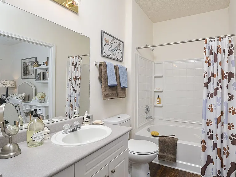 Walden Brook Apartments — Photo 7