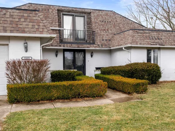 2105 N Westbrook Dr, Muncie, IN 47304