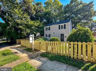 4505 32nd St, Mount Rainier, MD 20712