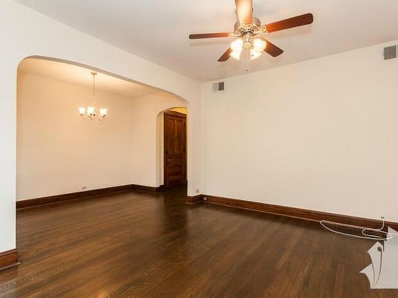 4th image of 3047 W Logan Blvd #G1