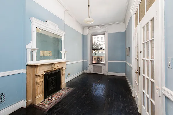 Sold by Compass | media 3