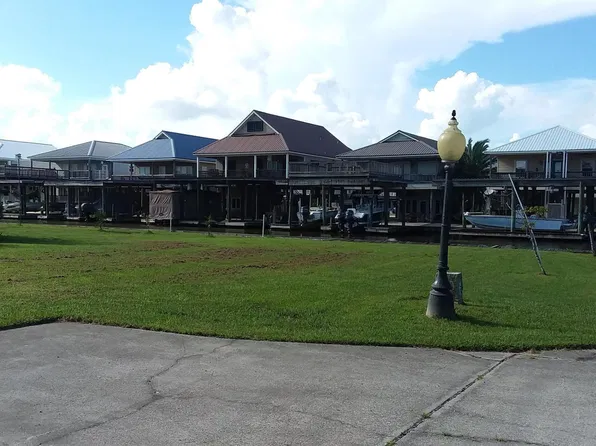 128 Mangrove Ct, Dulac, LA 70353