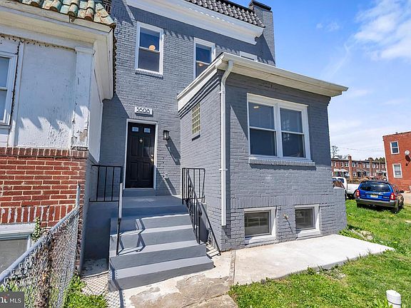 3rd image of 3608 Lucille Ave