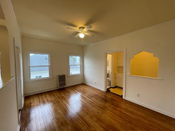 1129 N Hoover St #203, Los Angeles, CA 90029
