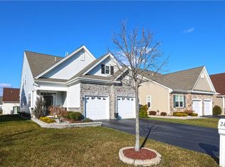 24 Constitution Dr, Monroe Township, NJ 08831