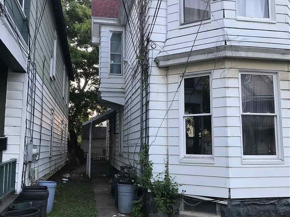 2nd image of 12 Mynderse St