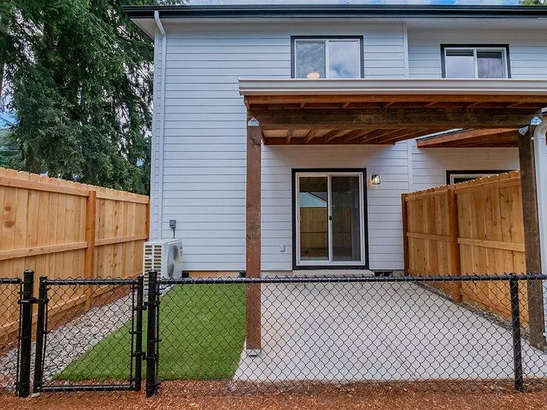 1390 Overlook Ave NW — Photo 6