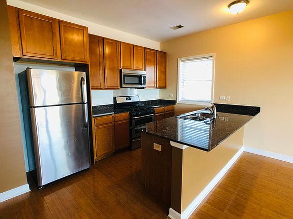 4th image of 214 W 31st St APT 3E