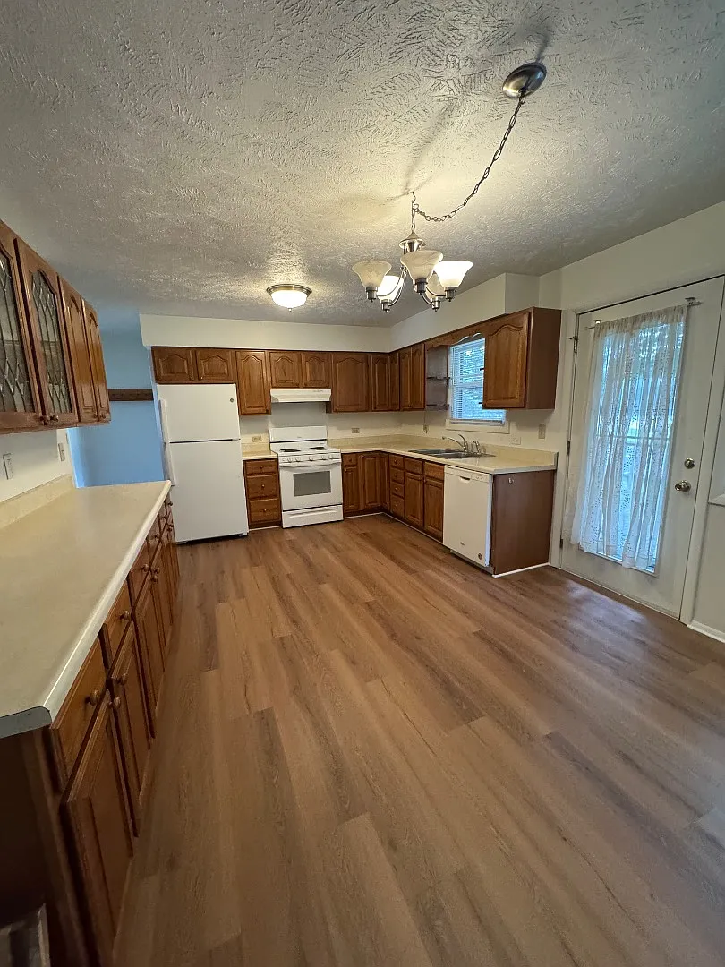3641 Park Ln - 3641 Park Ln — Photo 2