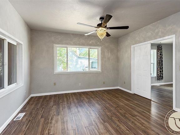 4th image of 419 S 29th St