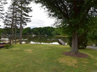 140 Morgan Bluff Rd, Mooresville, NC 28117