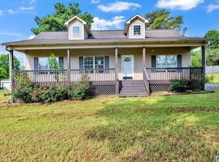 95 Summit Dr, Hayden, AL 35079
