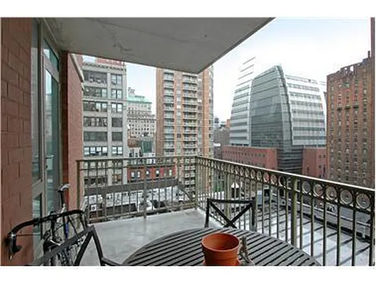 Rented by Douglas Elliman | media 33