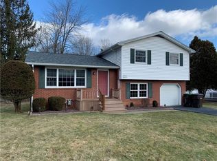 1485 French St, Hermitage, PA 16148